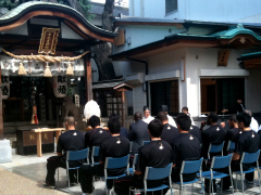 布施戎神社参拝の様子